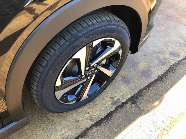 ロッキープレミアムＧ　ＨＥＶ　２ＷＤ　走行距離８３１３ｋｍ２ＷＤ　スマートアシスト　キーフリーシステム　オートエアコン　ＬＥＤヘッドランプ　ステアリングスイッチ　プッシュボタンスタート（山形県）の中古車