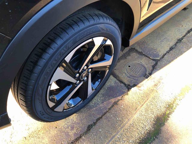 ロッキープレミアムＧ　ＨＥＶ　２ＷＤ　走行距離８３１３ｋｍ２ＷＤ　スマートアシスト　キーフリーシステム　オートエアコン　ＬＥＤヘッドランプ　ステアリングスイッチ　プッシュボタンスタート（山形県）の中古車