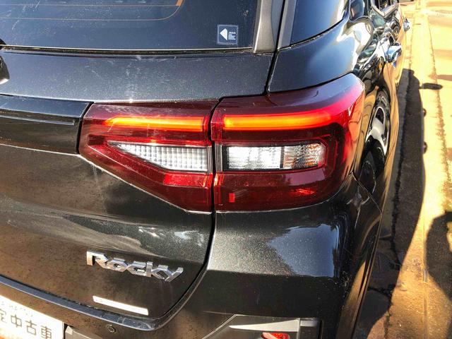 ロッキープレミアムＧ　ＨＥＶ　２ＷＤ　走行距離８３１３ｋｍ２ＷＤ　スマートアシスト　キーフリーシステム　オートエアコン　ＬＥＤヘッドランプ　ステアリングスイッチ　プッシュボタンスタート（山形県）の中古車