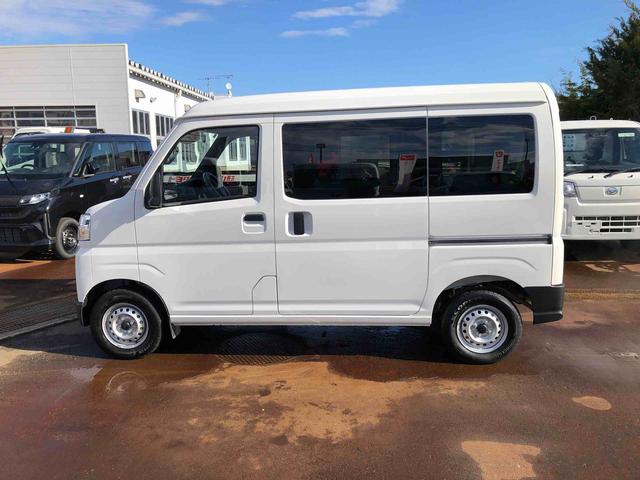 ハイゼットカーゴＤＸ　４ＷＤ　走行距離４４６１ｋｍ・ＡＭ／ＦＭラジオ４ＷＤ　スマートアシスト　マニュアルエアコン　ＡＭ／ＦＭラジオ　コーナーセンサー　キーレスエントリー　スライドドア　アイドリングストップ（山形県）の中古車