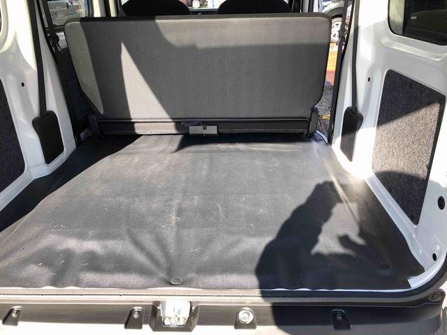 ハイゼットカーゴＤＸ　４ＷＤ　走行距離４４６１ｋｍ・ＡＭ／ＦＭラジオ４ＷＤ　スマートアシスト　マニュアルエアコン　ＡＭ／ＦＭラジオ　コーナーセンサー　キーレスエントリー　スライドドア　アイドリングストップ（山形県）の中古車