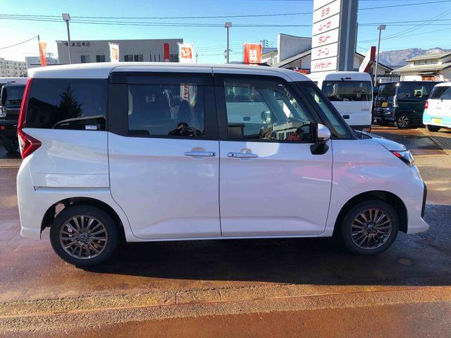 トールＧ　４ＷＤ　走行距離４６６２７ｋｍ・ナビ４ＷＤ　スマートアシスト　アルミホイール　ナビ　プッシュボタンスタート　ステアリングスイッチ　キーフリーシステム　アイドリングストップ（山形県）の中古車