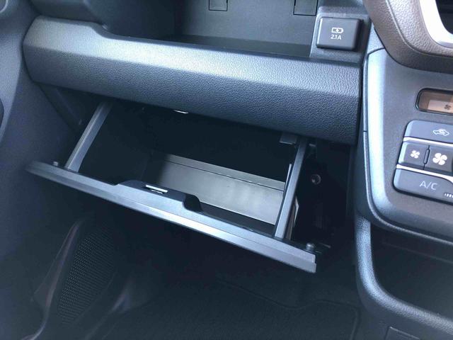 ムーヴＧ　４ＷＤ　走行距離５６４０ｋｍ４ＷＤ　スマートアシスト　キーフリーシステム　アルミホイール　ステアリングスイッチ　ベンチシート　ＬＥＤヘッドランプ　コーナーセンサー（山形県）の中古車