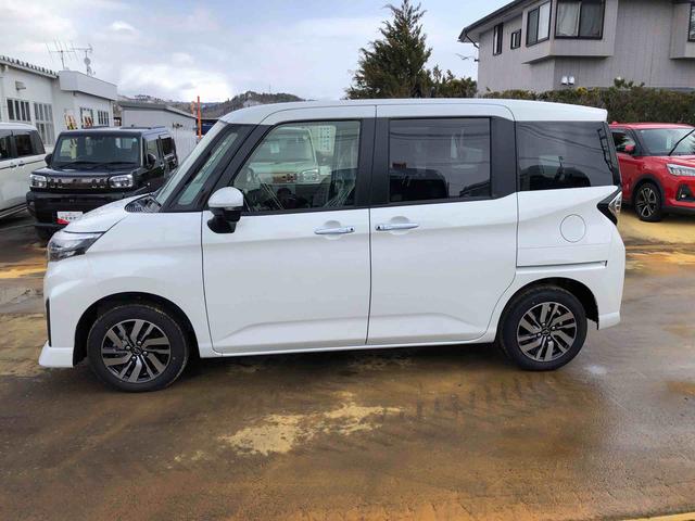 トールカスタムＧ　４ＷＤ　走行１７７４ｋｍ・ディスプレイオーディオ４ＷＤ　スマートアシスト　ディスプレイオーディオ　アルミホイール　ステアリングスイッチ　オートエアコン　電動パーキングブレーキ（山形県）の中古車