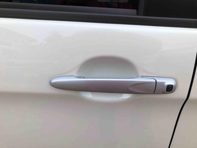 トールカスタムＧ　４ＷＤ　走行１７７４ｋｍ・ディスプレイオーディオ４ＷＤ　スマートアシスト　ディスプレイオーディオ　アルミホイール　ステアリングスイッチ　オートエアコン　電動パーキングブレーキ（山形県）の中古車