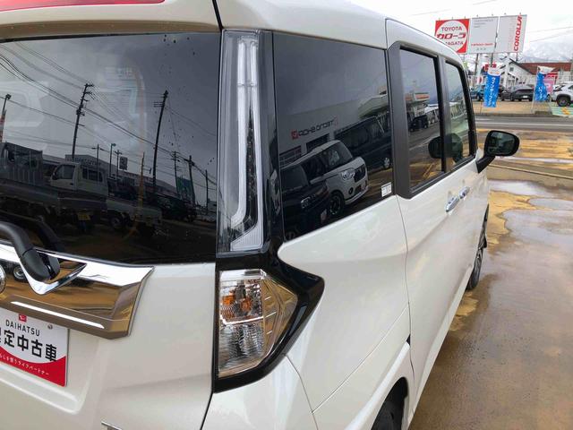 トールカスタムＧ　４ＷＤ　走行１７７４ｋｍ・ディスプレイオーディオ４ＷＤ　スマートアシスト　ディスプレイオーディオ　アルミホイール　ステアリングスイッチ　オートエアコン　電動パーキングブレーキ（山形県）の中古車