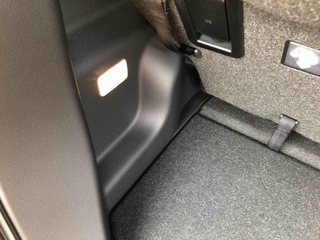 トールカスタムＧ　４ＷＤ　走行１７７４ｋｍ・ディスプレイオーディオ４ＷＤ　スマートアシスト　ディスプレイオーディオ　アルミホイール　ステアリングスイッチ　オートエアコン　電動パーキングブレーキ（山形県）の中古車