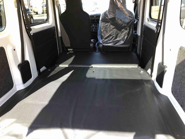 ハイゼットカーゴＤＸ　４ＷＤ　走行距離３６４６ｋｍ・ＡＭ／ＦＭラジオ４ＷＤ　スマートアシスト　コーナーセンサー　キーレスエントリー　マニュアルエアコン　ＡＭ／ＦＭラジオ　スチールホイール　パワーウィンドウ（山形県）の中古車