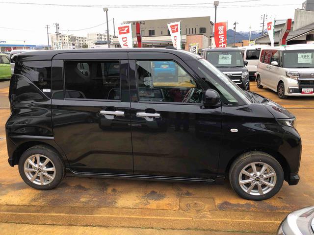 ムーヴＧ　４ＷＤ　走行距離３５６７ｋｍ・アルミホイール４ＷＤ　スマートアシスト　アルミホイール　ステアリングスイッチ　キーフリーシステム　コーナーセンサー　ＬＥＤヘッドランプ　オートエアコン（山形県）の中古車