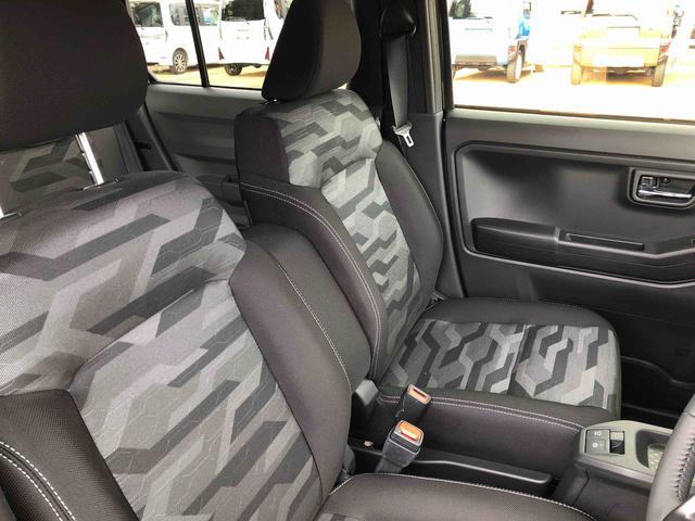 タフトG ダーククロムベンチャー 4WD 走行距離4316km4WD スマートアシスト 15インチアルミホイール 純正ナビ装着用アップグレードパック 電動パーキングブレーキ ステアリングスイッチ(山形県)の中古車