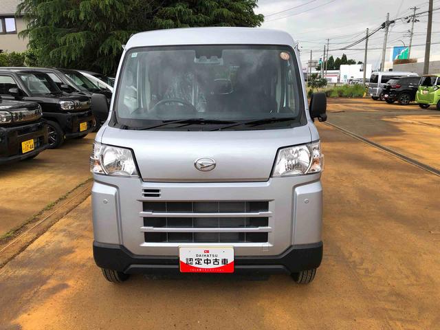 ハイゼットカーゴＤＸ　４ＷＤ　走行距離１２１４ｋｍ４ＷＤ　スマートアシスト　ＡＭ／ＦＭラジオ　キーレスエントリー　スチールホイール　マニュアルエアコン　コーナーセンサー　ユースフルナット（山形県）の中古車