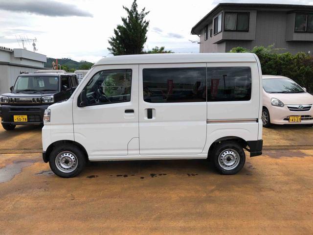 ハイゼットカーゴＤＸ　４ＷＤ　走行距離１３８６２ｋｍ４ＷＤ　スマートアシスト　キーレスエントリー　オーバーヘッドシェルフ　アッパートレイ　ユースフルナット　撥水フルファブリックシート表皮　ＡＭ／ＦＭラジオ（山形県）の中古車