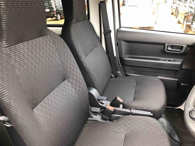 ハイゼットカーゴＤＸ　４ＷＤ　走行距離１３８６２ｋｍ４ＷＤ　スマートアシスト　キーレスエントリー　オーバーヘッドシェルフ　アッパートレイ　ユースフルナット　撥水フルファブリックシート表皮　ＡＭ／ＦＭラジオ（山形県）の中古車
