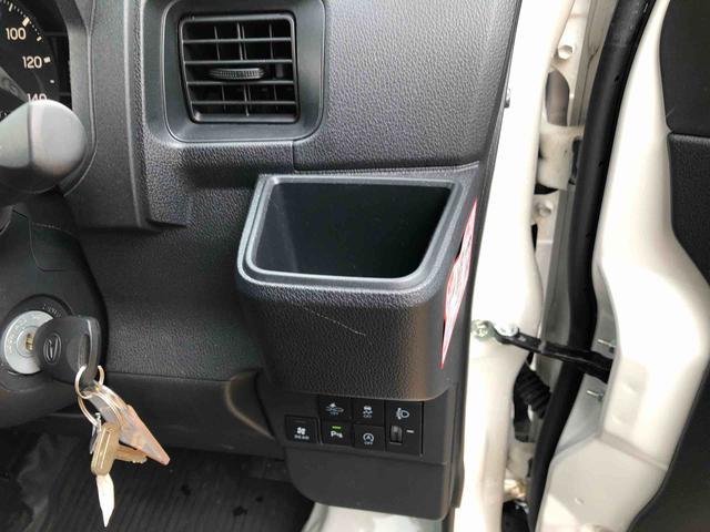 ハイゼットカーゴＤＸ　４ＷＤ　走行距離１３８６２ｋｍ４ＷＤ　スマートアシスト　キーレスエントリー　オーバーヘッドシェルフ　アッパートレイ　ユースフルナット　撥水フルファブリックシート表皮　ＡＭ／ＦＭラジオ（山形県）の中古車