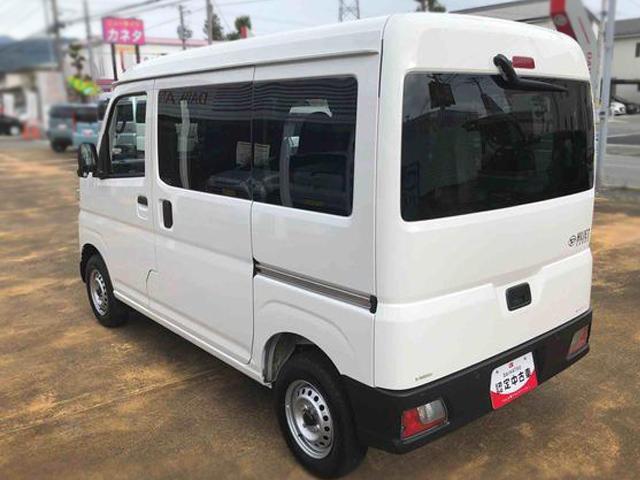 ハイゼットカーゴＤＸ　４ＷＤ　走行距離４５６８ｋｍ・ＡＭ／ＦＭラジオ４ＷＤ　スマートアシスト　ＡＭ／ＦＭラジオ　マニュアルエアコン　スチールホイール　スーパーＵＶカットガラス　アイドリングストップ（山形県）の中古車
