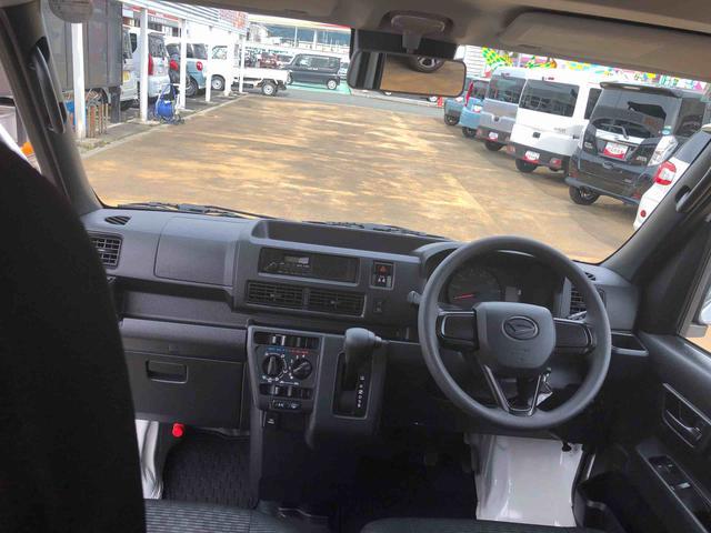 ハイゼットカーゴＤＸ　４ＷＤ　走行距離４５６８ｋｍ・ＡＭ／ＦＭラジオ４ＷＤ　スマートアシスト　ＡＭ／ＦＭラジオ　マニュアルエアコン　スチールホイール　スーパーＵＶカットガラス　アイドリングストップ（山形県）の中古車