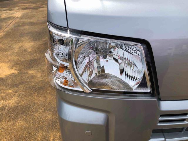 ハイゼットカーゴＤＸ　４ＷＤ　走行距離２９９３ｋｍ・ＡＭ／ＦＭラジオ４ＷＤ　スマートアシスト　ＡＭ／ＦＭラジオ　マニュアルエアコン　スーパーＵＶカットガラス　アイドリングストップ　スチールホイール（山形県）の中古車