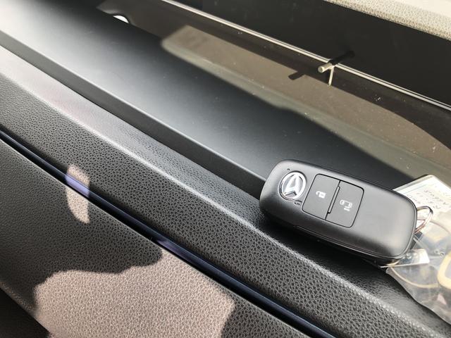 タントＸ　４ＷＤ　走行距離５６７８ｋｍ４ＷＤ　スマートアシスト　フルホイールキャップ　ステアリングスイッチ　オートエアコン　ベンチシート　キーフリーシステム　電動パーキングブレーキ　プッシュボタンスタート（山形県）の中古車
