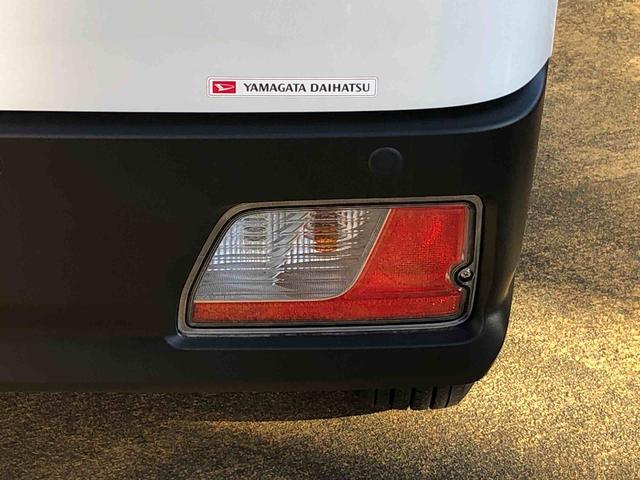 ハイゼットカーゴＤＸ　４ＷＤ　走行距離６ｋｍ・ＡＭ／ＦＭラジオ４ＷＤ　スマートアシスト　ＡＭ／ＦＭラジオ　スチールホイール　コーナーセンサー　マニュアルエアコン　キーレスエントリー（山形県）の中古車