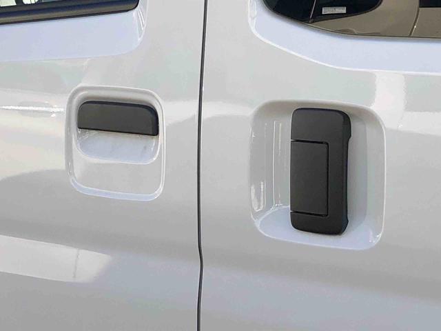 ハイゼットカーゴＤＸ　４ＷＤ　走行距離６ｋｍ・ＡＭ／ＦＭラジオ４ＷＤ　スマートアシスト　ＡＭ／ＦＭラジオ　スチールホイール　コーナーセンサー　マニュアルエアコン　キーレスエントリー（山形県）の中古車