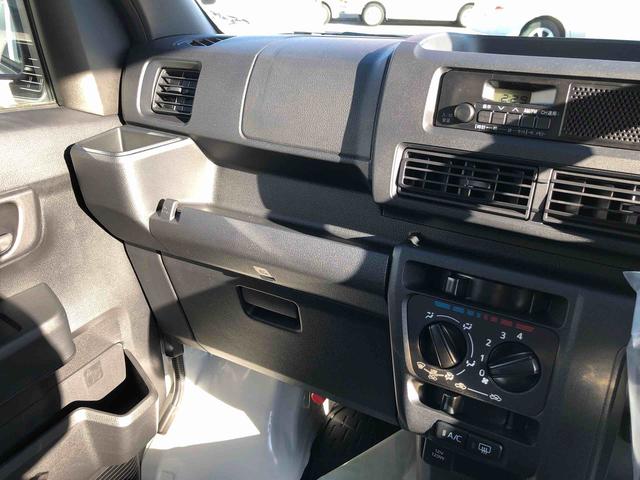 ハイゼットカーゴＤＸ　４ＷＤ　走行距離６ｋｍ・ＡＭ／ＦＭラジオ４ＷＤ　スマートアシスト　ＡＭ／ＦＭラジオ　スチールホイール　コーナーセンサー　マニュアルエアコン　キーレスエントリー（山形県）の中古車