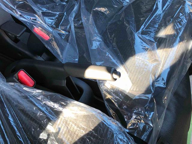 ハイゼットカーゴＤＸ　４ＷＤ　走行距離６ｋｍ・ＡＭ／ＦＭラジオ４ＷＤ　スマートアシスト　ＡＭ／ＦＭラジオ　スチールホイール　コーナーセンサー　マニュアルエアコン　キーレスエントリー（山形県）の中古車