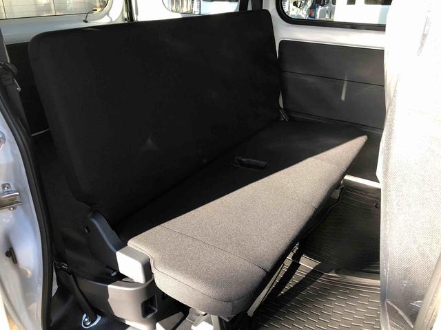 ハイゼットカーゴＤＸ　４ＷＤ　走行距離６ｋｍ・ＡＭ／ＦＭラジオ４ＷＤ　スマートアシスト　ＡＭ／ＦＭラジオ　スチールホイール　コーナーセンサー　マニュアルエアコン　キーレスエントリー（山形県）の中古車