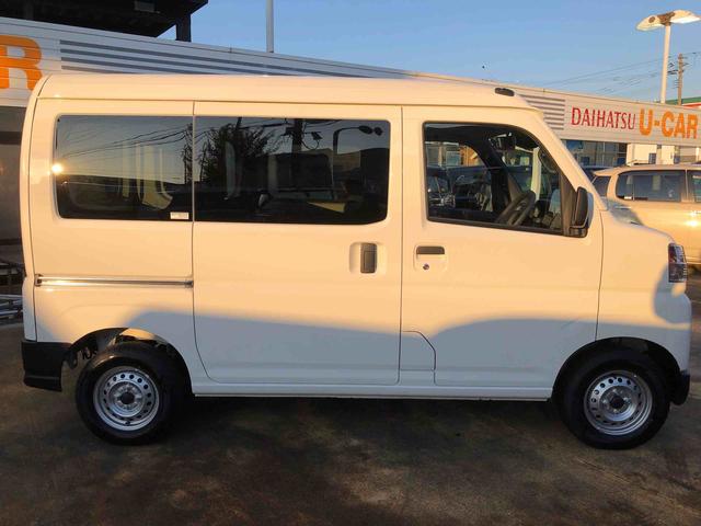 ハイゼットカーゴDX 4WD 走行距離5582km・AM/FMラジオ4WD スマートアシスト セパレートシート AM/FMラジオ マニュアルエアコン キーレスエントリー スチールホイール(山形県)の中古車