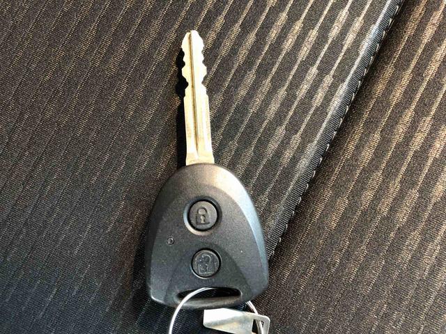 ハイゼットカーゴDX 4WD 走行距離5582km・AM/FMラジオ4WD スマートアシスト セパレートシート AM/FMラジオ マニュアルエアコン キーレスエントリー スチールホイール(山形県)の中古車