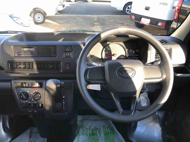 ハイゼットカーゴDX 4WD 走行距離774km4WD スマートアシスト AM/FMラジオ スチールホイール マニュアルエアコン キーレスエントリー セパレートシート(山形県)の中古車