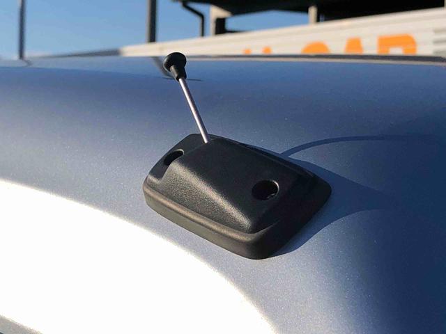 ハイゼットカーゴＤＸ　４ＷＤ　走行距離７７４ｋｍ４ＷＤ　スマートアシスト　ＡＭ／ＦＭラジオ　スチールホイール　マニュアルエアコン　キーレスエントリー　セパレートシート（山形県）の中古車