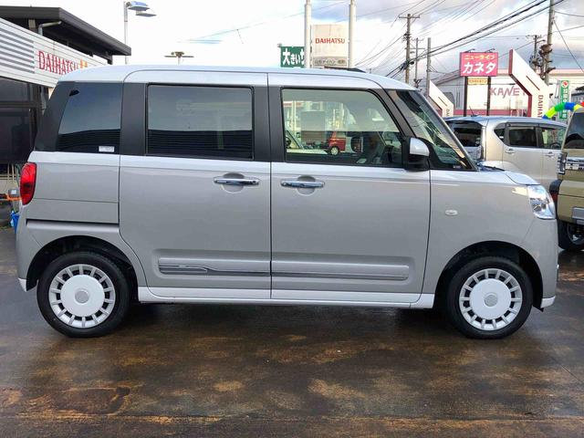 ムーヴキャンバスストライプスＧ　４ＷＤ　走行距離４５２７ｋｍ４ＷＤ　スマートアシスト　フルホイールキャップ　スライドドア　プッシュボタンスタート　オートライト　ホッとカップホルダー（山形県）の中古車