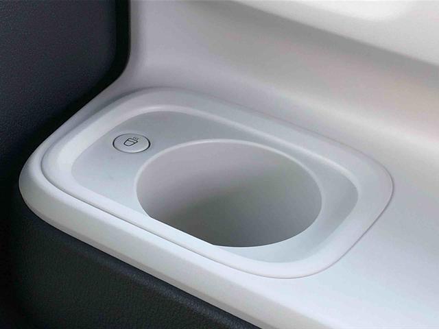 ムーヴキャンバスストライプスＧ　４ＷＤ　走行距離４５２７ｋｍ４ＷＤ　スマートアシスト　フルホイールキャップ　スライドドア　プッシュボタンスタート　オートライト　ホッとカップホルダー（山形県）の中古車