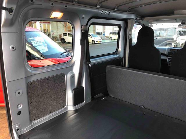 ハイゼットカーゴＤＸ　４ＷＤ　走行距離５６１４ｋｍ・ＡＭ／ＦＭラジオ４ＷＤ　スマートアシスト　ＡＭ／ＦＭラジオ　キーレスエントリー　スチールホイール　コーナーセンサー　マニュアルエアコン　オートライト（山形県）の中古車