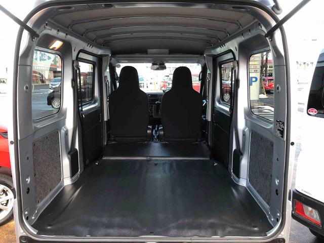 ハイゼットカーゴＤＸ　４ＷＤ　走行距離５６１４ｋｍ・ＡＭ／ＦＭラジオ４ＷＤ　スマートアシスト　ＡＭ／ＦＭラジオ　キーレスエントリー　スチールホイール　コーナーセンサー　マニュアルエアコン　オートライト（山形県）の中古車