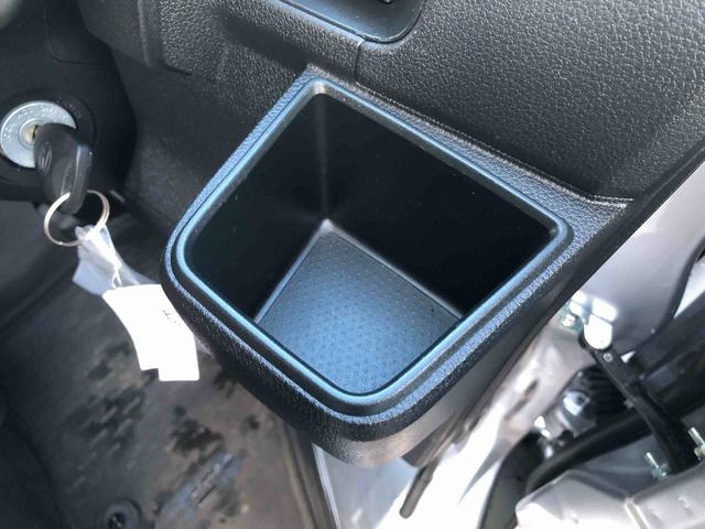 ハイゼットカーゴＤＸ　４ＷＤ　走行距離５６１４ｋｍ・ＡＭ／ＦＭラジオ４ＷＤ　スマートアシスト　ＡＭ／ＦＭラジオ　キーレスエントリー　スチールホイール　コーナーセンサー　マニュアルエアコン　オートライト（山形県）の中古車