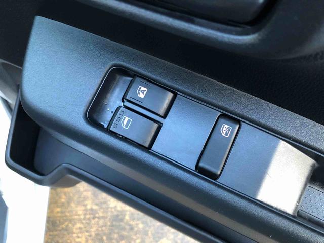 ハイゼットカーゴＤＸ　４ＷＤ　走行距離５６１４ｋｍ・ＡＭ／ＦＭラジオ４ＷＤ　スマートアシスト　ＡＭ／ＦＭラジオ　キーレスエントリー　スチールホイール　コーナーセンサー　マニュアルエアコン　オートライト（山形県）の中古車