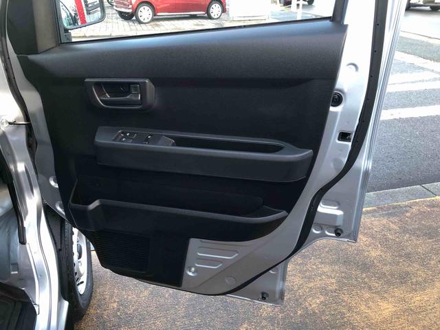 ハイゼットカーゴＤＸ　４ＷＤ　走行距離５６１４ｋｍ・ＡＭ／ＦＭラジオ４ＷＤ　スマートアシスト　ＡＭ／ＦＭラジオ　キーレスエントリー　スチールホイール　コーナーセンサー　マニュアルエアコン　オートライト（山形県）の中古車