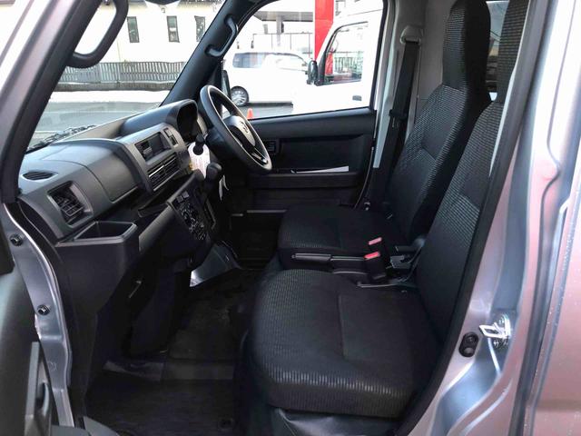 ハイゼットカーゴＤＸ　４ＷＤ　走行距離５６１４ｋｍ・ＡＭ／ＦＭラジオ４ＷＤ　スマートアシスト　ＡＭ／ＦＭラジオ　キーレスエントリー　スチールホイール　コーナーセンサー　マニュアルエアコン　オートライト（山形県）の中古車