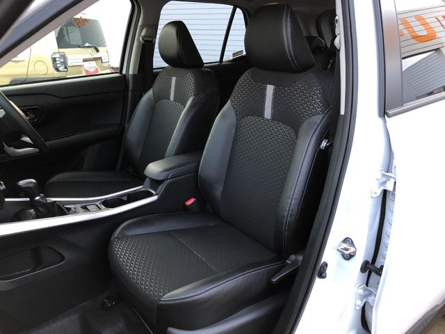 ロッキープレミアムＧ　ＨＥＶ　２ＷＤ　走行距離４３７２ｋｍ２ＷＤ　スマートアシスト　キーフリーシステム　コーナーセンサー　アルミホイール　ステアリングスイッチ　電動パーキングブレーキ（山形県）の中古車