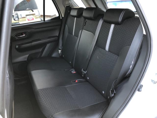 ロッキープレミアムＧ　ＨＥＶ　２ＷＤ　走行距離４３７２ｋｍ２ＷＤ　スマートアシスト　キーフリーシステム　コーナーセンサー　アルミホイール　ステアリングスイッチ　電動パーキングブレーキ（山形県）の中古車