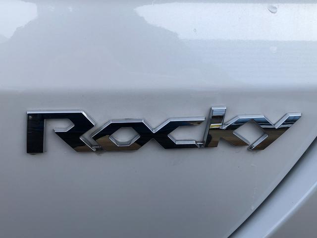 ロッキープレミアムＧ　ＨＥＶ　２ＷＤ　走行距離４３７２ｋｍ２ＷＤ　スマートアシスト　キーフリーシステム　コーナーセンサー　アルミホイール　ステアリングスイッチ　電動パーキングブレーキ（山形県）の中古車