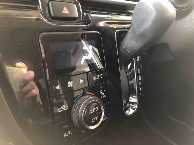 ムーヴキャンバスＧブラックアクセントＶＳ　ＳＡIII　４ＷＤ　３０２７７ｋｍ４ＷＤ　スマートアシスト　フルホイールキャップ　ナビ　キーフリーシステム　オートエアコン　ベンチシート　パノラマモニター　プッシュボタンスタート（山形県）の中古車