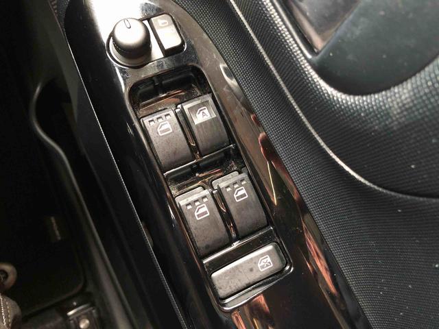 ムーヴキャンバスＧブラックアクセントＶＳ　ＳＡIII　４ＷＤ　３０２７７ｋｍ４ＷＤ　スマートアシスト　フルホイールキャップ　ナビ　キーフリーシステム　オートエアコン　ベンチシート　パノラマモニター　プッシュボタンスタート（山形県）の中古車