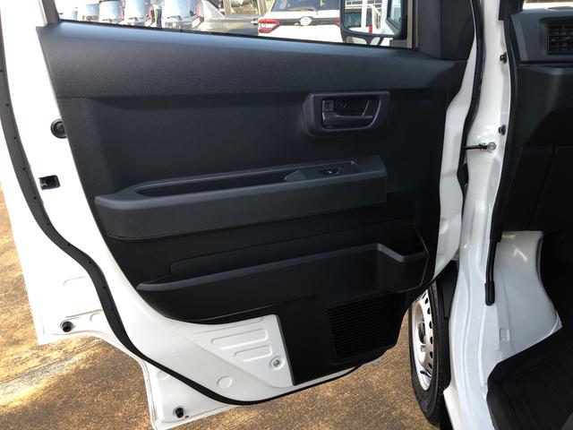ハイゼットカーゴＤＸ　４ＷＤ　走行距離４９５９ｋｍ４ＷＤ　スマートアシスト　ＡＭ／ＦＭラジオ　キーレスエントリー　スチールホイール　マニュアルエアコン　コーナーセンサー　ユースフルナット（山形県）の中古車