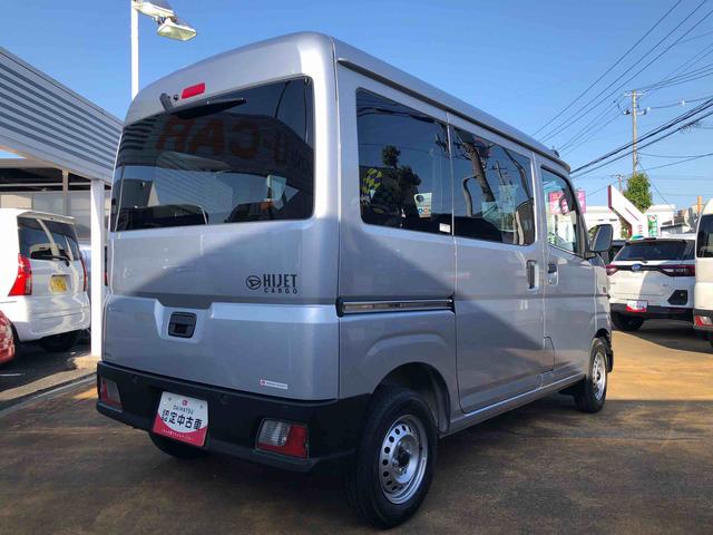 ハイゼットカーゴＤＸ　４ＷＤ　走行距離８７４ｋｍ４ＷＤ　スマートアシスト　ＡＭ／ＦＭラジオ　キーレスエントリー　スチールホイール　マニュアルエアコン　コーナーセンサー　ユースフルナット（山形県）の中古車