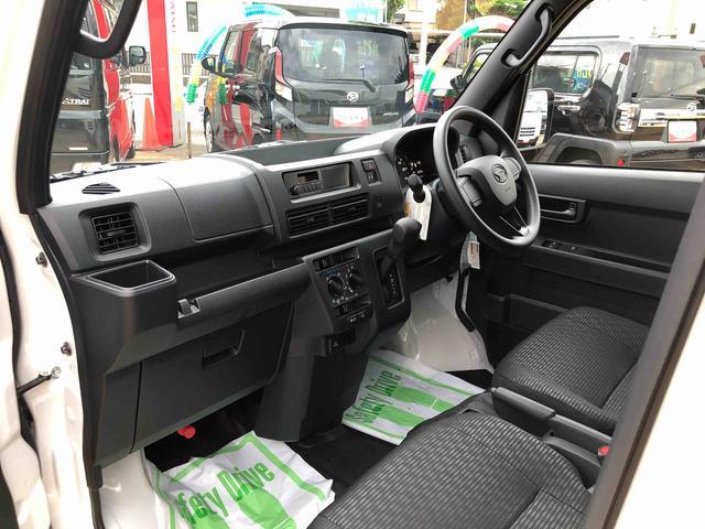 ハイゼットカーゴＤＸ　４ＷＤ　走行距離１６２２ｋｍ４ＷＤ　スマートアシスト　キーレスエントリー　アッパートレイ　オーバーヘッドシェルフ　撥水フルファブリックシート表皮　マニュアルエアコン（山形県）の中古車