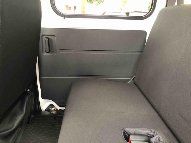 ハイゼットカーゴＤＸ　４ＷＤ　走行距離１６２２ｋｍ４ＷＤ　スマートアシスト　キーレスエントリー　アッパートレイ　オーバーヘッドシェルフ　撥水フルファブリックシート表皮　マニュアルエアコン（山形県）の中古車