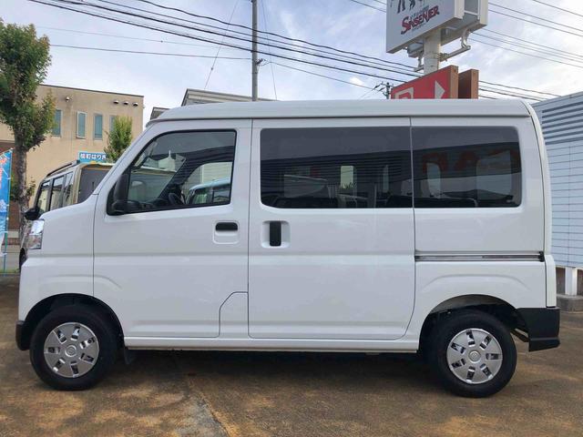 ハイゼットカーゴＤＸ　４ＷＤ　走行距離１１５４９ｋｍ４ＷＤ　スマートアシスト　キーレスエントリー　ユースフルナット　オーバーヘッドシェルフ　撥水フルファブリックシート表皮　アッパートレイ（山形県）の中古車