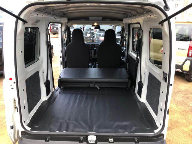 ハイゼットカーゴＤＸ　４ＷＤ　走行距離１１５４９ｋｍ４ＷＤ　スマートアシスト　キーレスエントリー　ユースフルナット　オーバーヘッドシェルフ　撥水フルファブリックシート表皮　アッパートレイ（山形県）の中古車